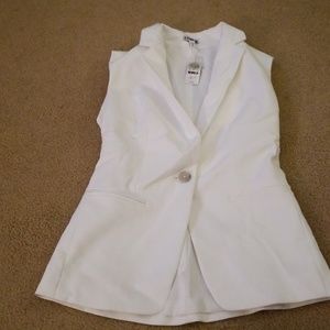 White express vest